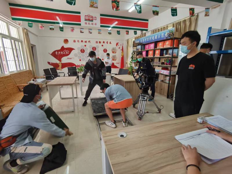 汶川县广告片拍摄公司：极简主义践行者，少即是多的视觉哲学